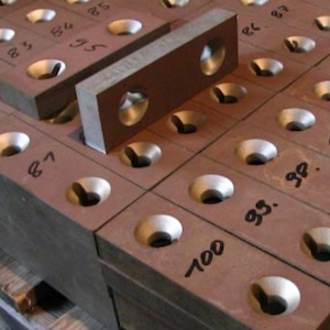 هارداکس ۶۰۰ برند